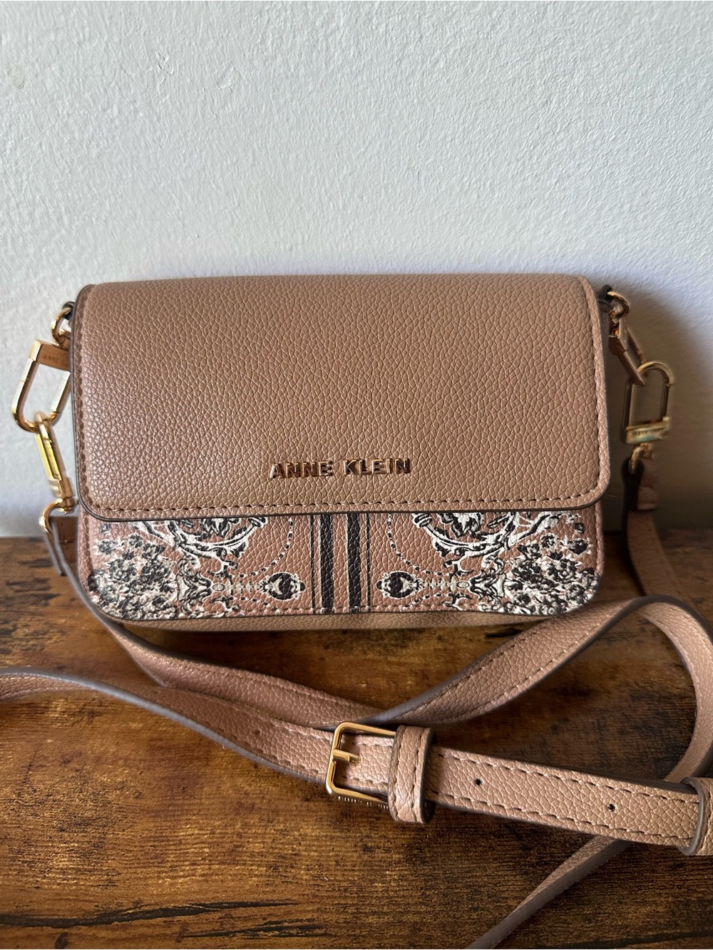 Anne Klein Taupe Brown Pebbled Faux Leather Crossbody with Patterned Accent NWOT